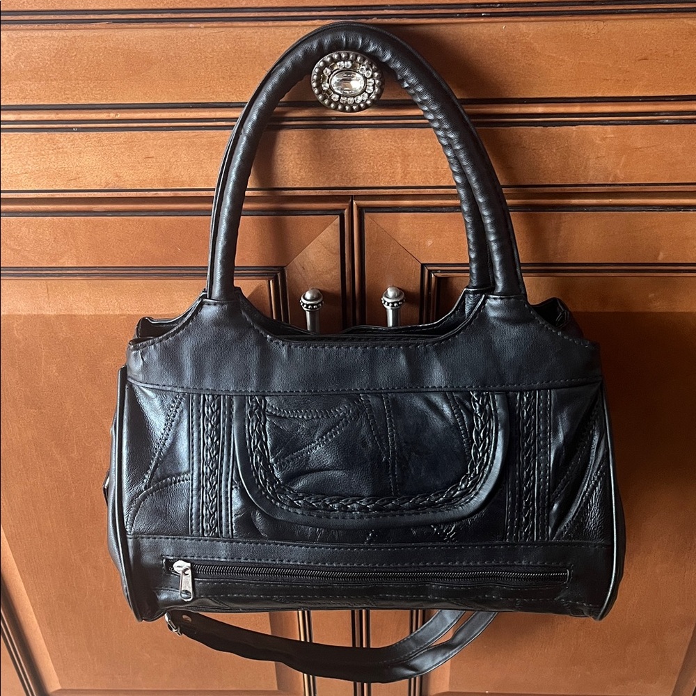 Elegant Black Braided & Patchwork Pleather Should… - image 1